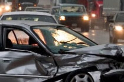 Car accident in the middle of an interstate.